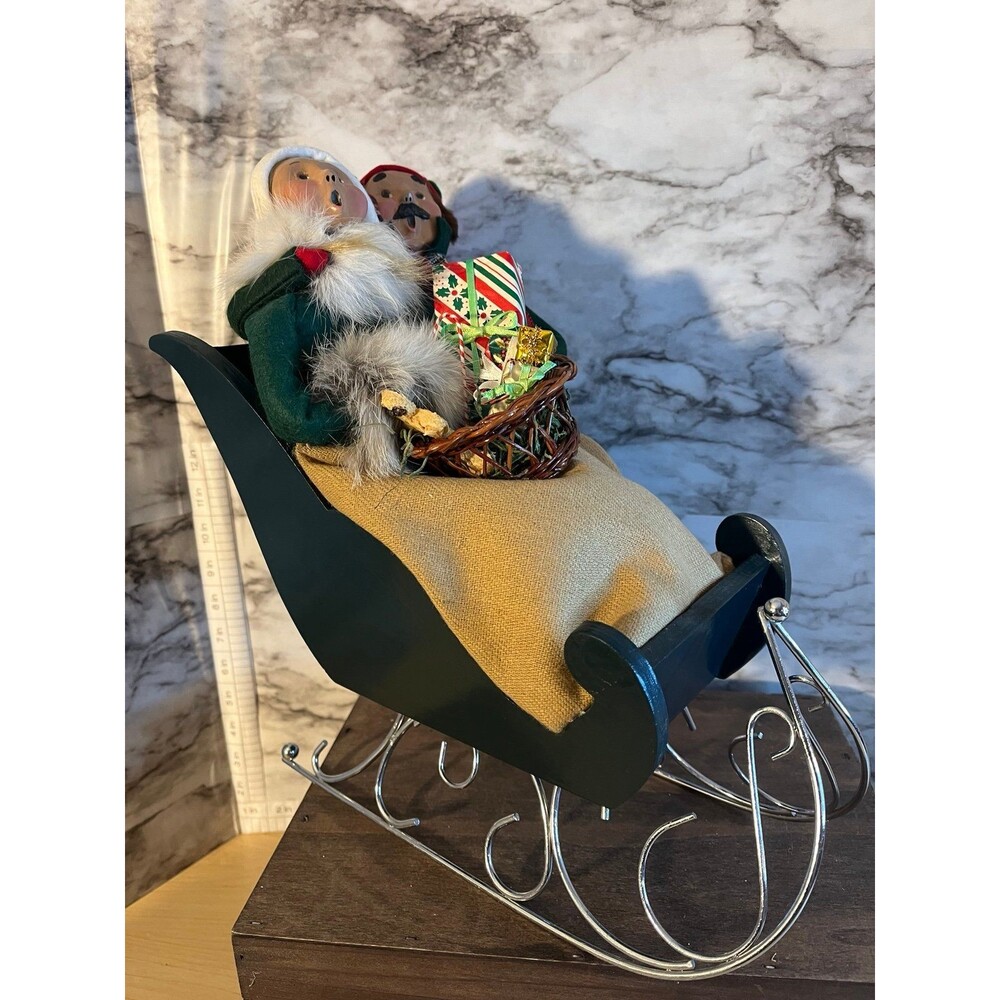 Byers Choice Carolers Couple In Sleigh Christmas Vintage 1995